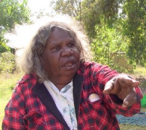 Maggie Tukumba, locutora del dalabón